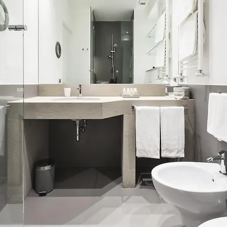 Xenia 4* Róma